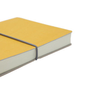 TACCUINO EVO CIAK F.TO 9X13CM FOGLI BIANCHI COPERTINA GIALLO INTEMPO COD. 8169CKC26