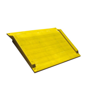 RAMPA DI ACCESSO 75X125,6X7,5CM GIALLO COD. BAR0806