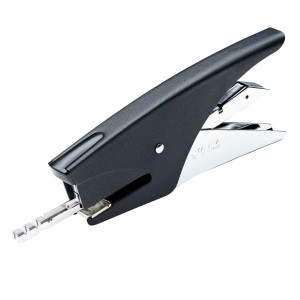 CUCITRICE A PINZA C/AVANCARICA COLORE NERO PASSO 6 KARTIA COD. 0108N
