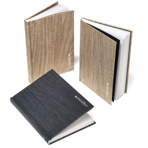 QUADERNO EDITORIALE COLOROSA WOOD DIM. 12X17CM RIG PUNTI. COL. ASS. RI.PLAST COD. 36WEDIT
