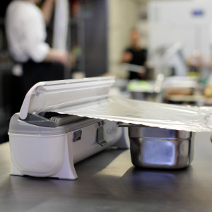 DISPENSER WRAPMASTER 3000 PER ROTOLI DA 30CM CUKI COD. 440300