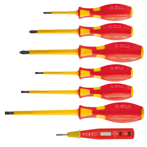 7 CACCIAVITI ISOLATI 1000V CON CERCAFASE VALEX COD. 1463639
