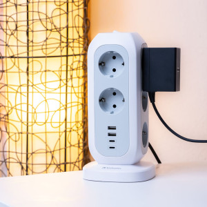 ADATTATORE VIAGGIO EUPT-01 CON 2 X USB-C / 2 X USB-A VERBATIM COD. 49547