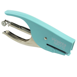 CUCITRICE A PINZA VIRGINIA SPRING AZZURRO IN SCATOLA ITERNET COD. 0101AZ